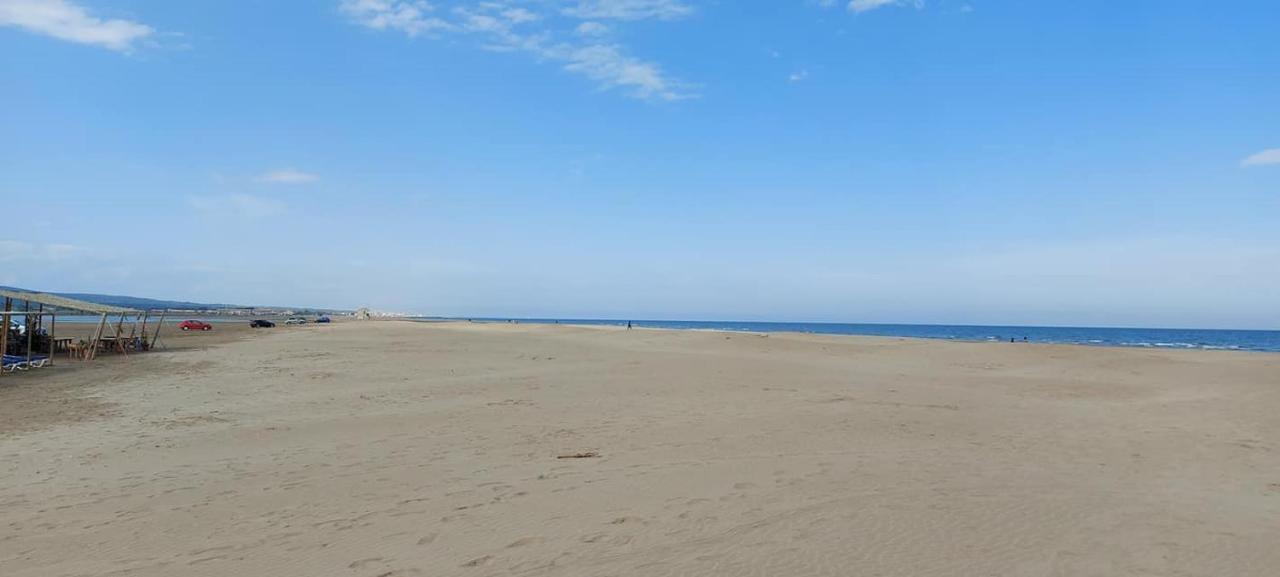 Gruissan Holidays Exterior foto